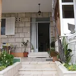 Ivona Apartamento Lumbarda