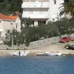 Ivona Apartamento Lumbarda